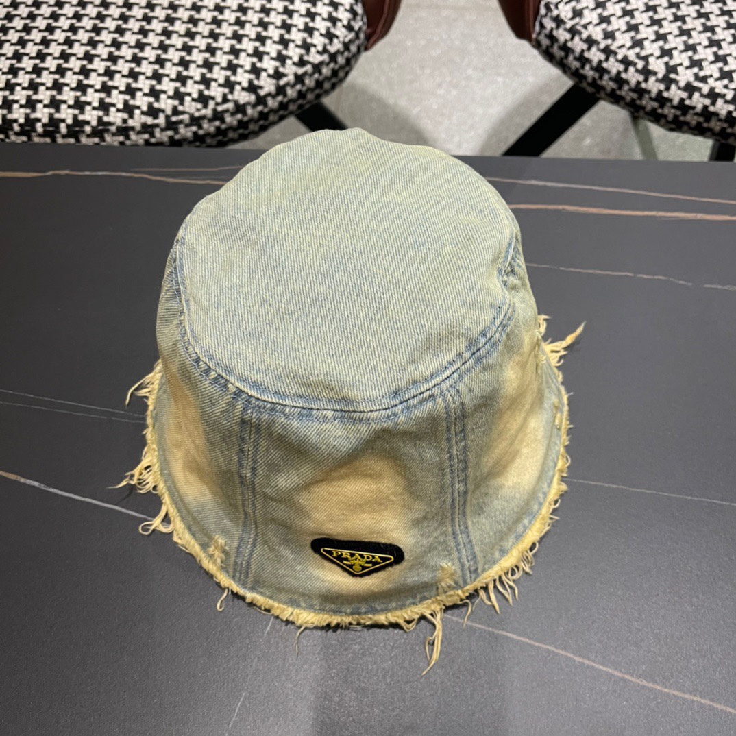 普拉达Prada新款水桶牛仔渔夫帽精致格调有感觉断货热门质量超赞