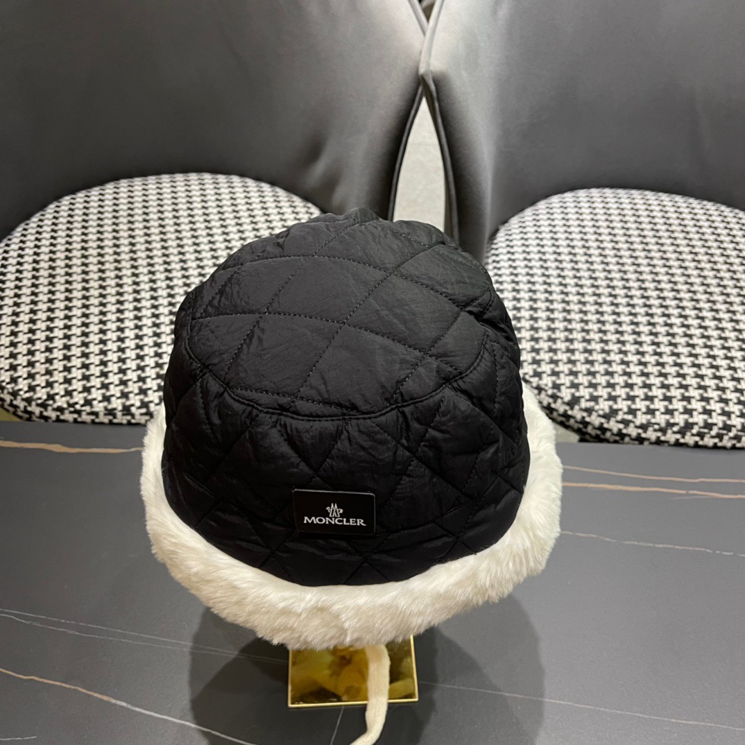 蒙囗MONCLER2024秋冬款毛绒护耳雷锋帽加厚更保暖时尚流行质感一流秋冬保暖最佳名品赶紧订购哦跑量款