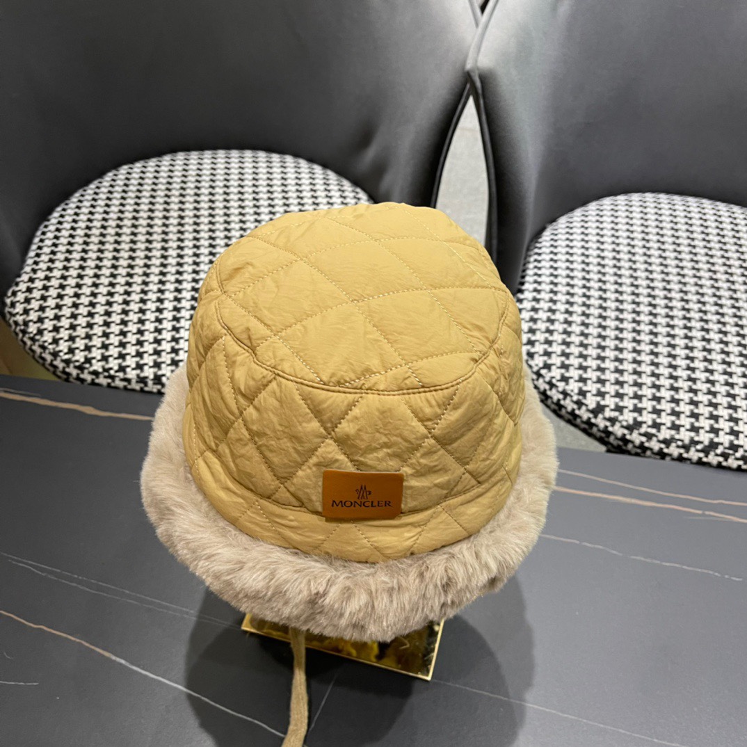 蒙囗MONCLER2024秋冬款毛绒护耳雷锋帽加厚更保暖时尚流行质感一流秋冬保暖最佳名品赶紧订购哦跑量款