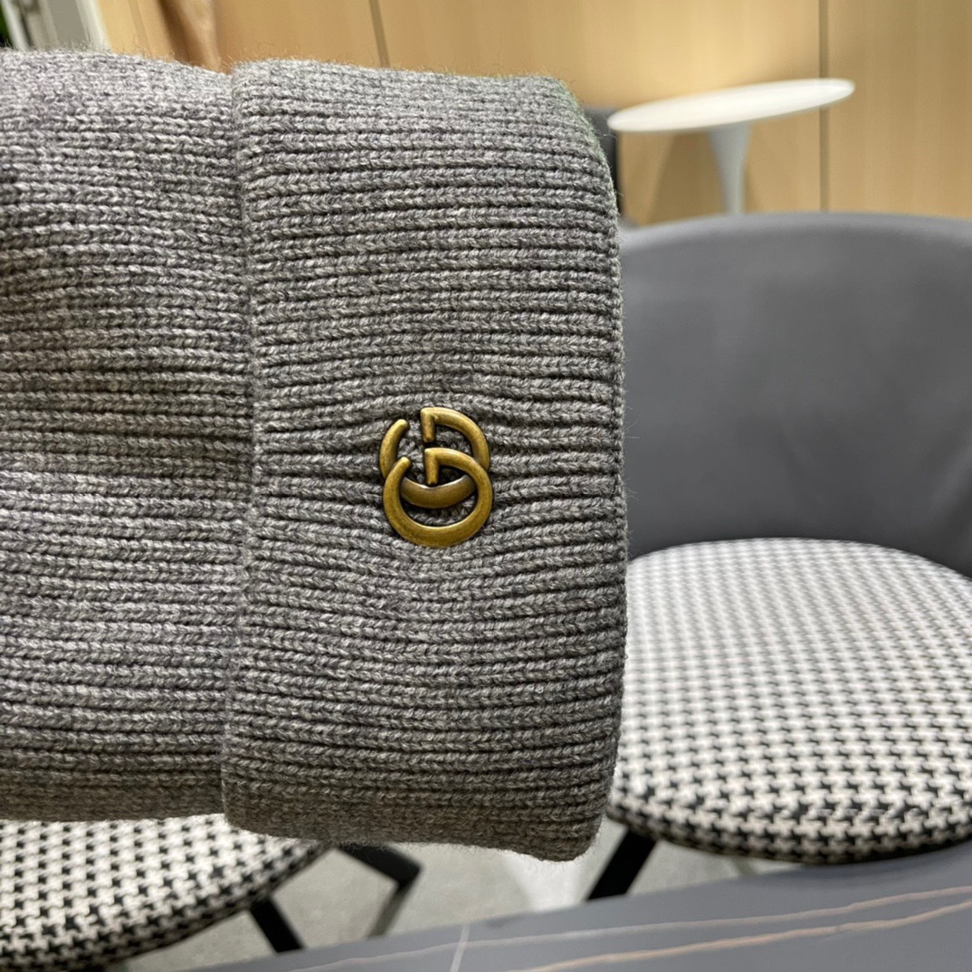 GUCCI古奇 时尚法式羊毛毛线帽子女冬季保暖针织帽潮条纹毛线帽