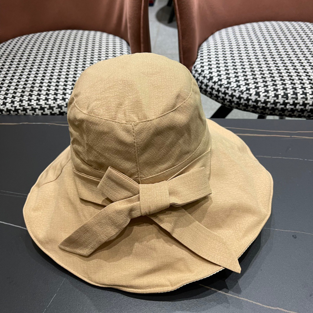 【PRADA普拉达】2024新款三角标渔夫帽，大牌款超好搭配，