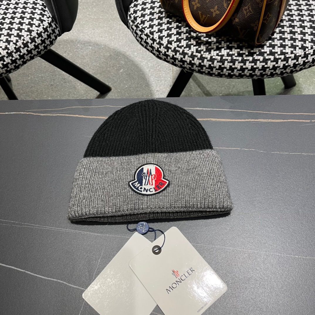 NO:215456,【MONCLER hood】New autumn and winter color-blocked knitted knitted wool hat, big brand design for men and women ~ essential hats for autumn and winter wear fisherman hat baseball hat knitted hat, hat, christian louboutin, Moncler, espadrilles, hats19860909【MONCLER蒙口】秋冬新款拼色密织针织毛线帽,男女款大牌设计～秋冬穿搭必备帽子渔夫帽棒球帽针织帽,帽子,christian louboutin,Moncler,espadrilles,hats,hat