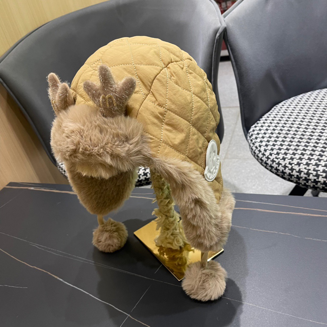 NO:215389,MONCLER cover-up winter men and women same style thick plush cold-proof ear protection hat cycling and warm artifact ski flying hat hat fisherman hat baseball hat knit hat, hat, christian louboutin, Moncler, espadrilles, hats19860909MONCLER蒙口冬季男女同款加厚毛绒防寒护耳帽骑车保暖神器滑雪飞行帽子帽子渔夫帽棒球帽针织帽,帽子,christian louboutin,Moncler,espadrilles,hats,hat