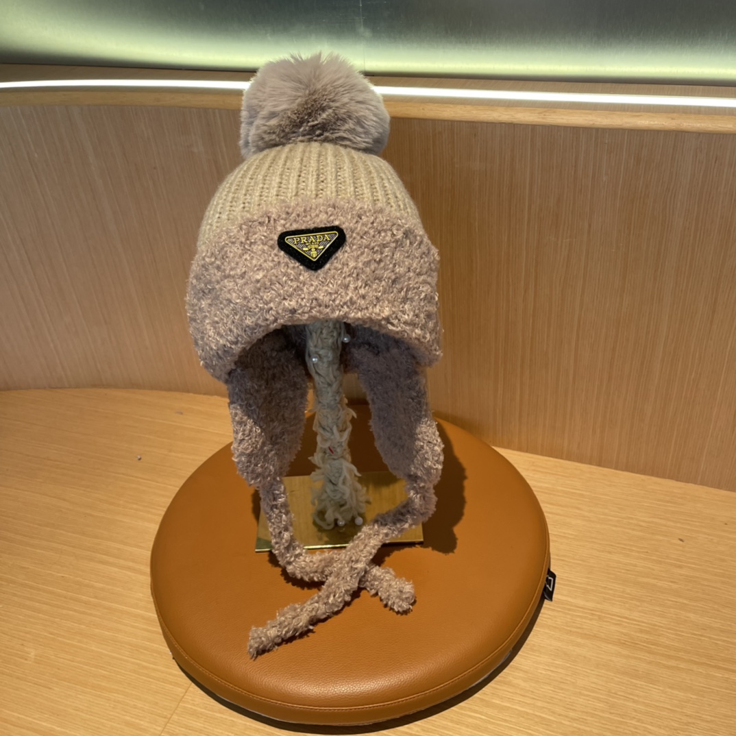 NO:215403,Prada Prada winter new thickened warmth Lei Feng hat for women riding versatile ear protection hat fisherman hat baseball hat knit hat, hat, prada, prada, espadrilles, hats19860909普拉达Prada冬季新款加厚保暖雷锋帽子女骑车百搭护耳帽帽子渔夫帽棒球帽针织帽,帽子,prada,prada,espadrilles,hats,hat