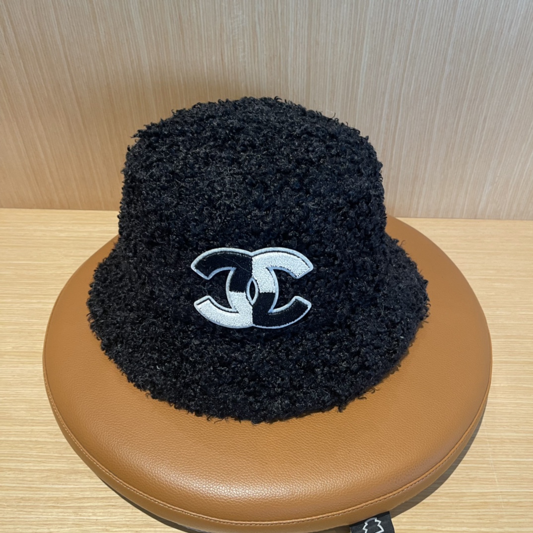 NO:215418,Chanel Chanel hat women autumn and winter Korean style trendy fluffy thickened fisherman hat showing face little internet celebrity ins warm basin hat trendy hat fisherman hat baseball hat knit hat, hat, chanel, chanel, espadrilles, hats19860909香奈儿Chanel帽子女秋冬韩版潮毛绒绒加厚渔夫帽显脸小网红ins保暖盆帽潮帽子渔夫帽棒球帽针织帽,帽子,chanel,chanel,espadrilles,hats,hat