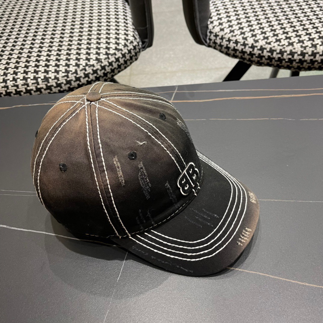  新品Balenciaga巴黎世家新款棒球帽
现货秒发🧢简约时尚超级无敌好看的帽子！情侣款！原单货比起其