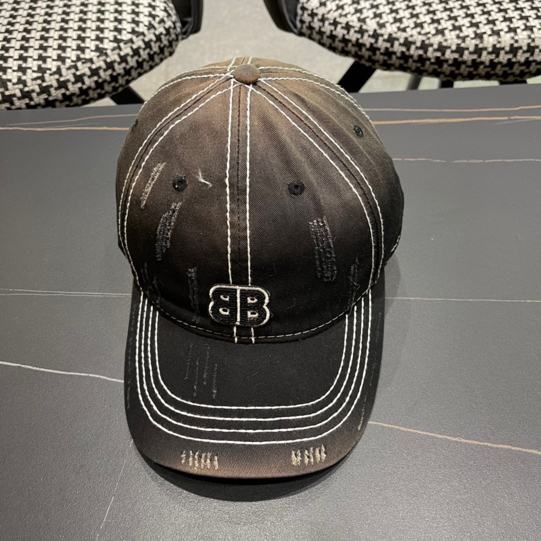  新品Balenciaga巴黎世家新款棒球帽
现货秒发🧢简约时尚超级无敌好看的帽子！情侣款！原单货比起其
