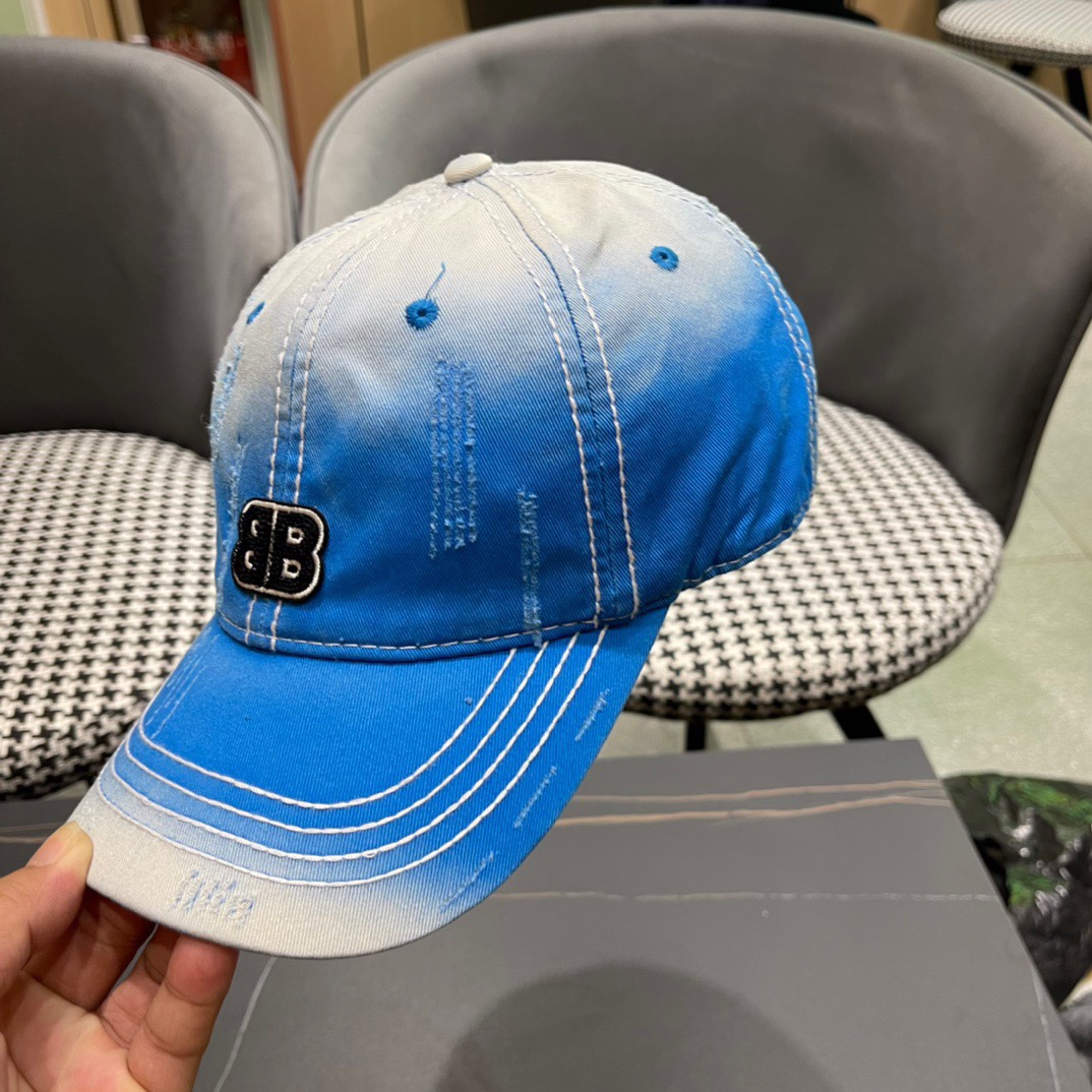  新品Balenciaga巴黎世家新款棒球帽
现货秒发🧢简约时尚超级无敌好看的帽子！情侣款！原单货比起其