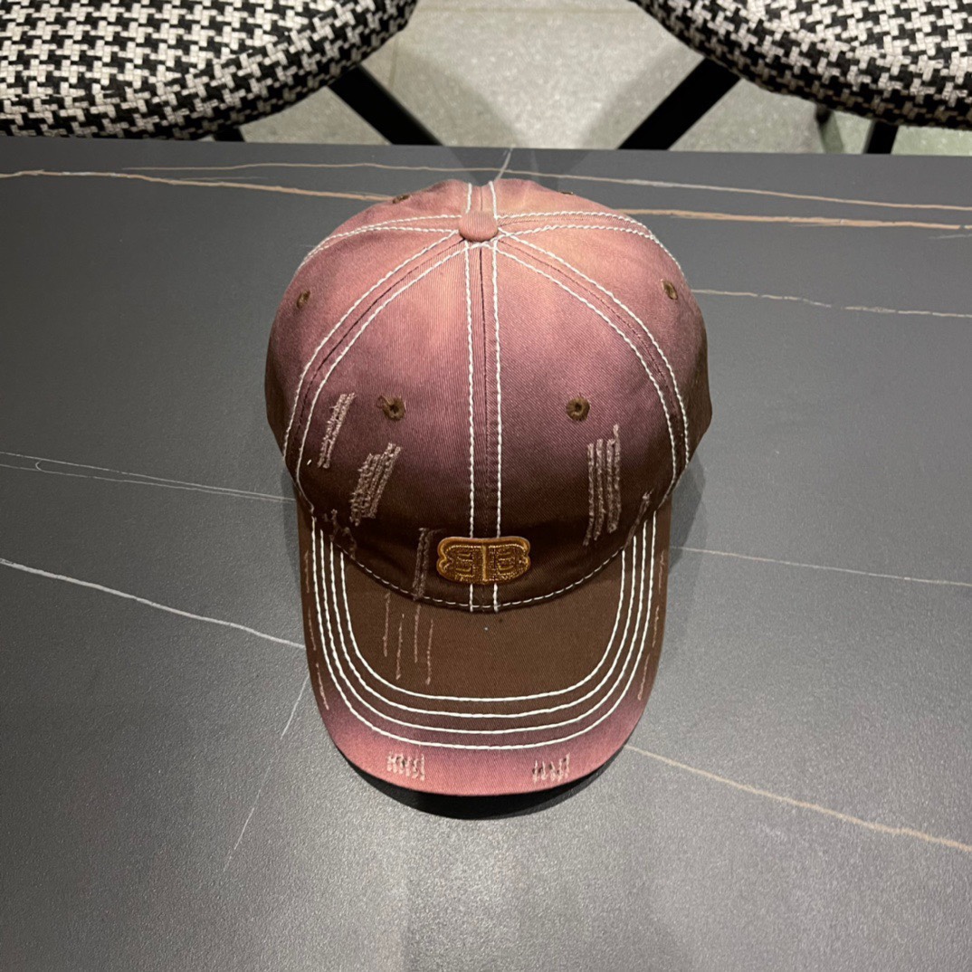  新品Balenciaga巴黎世家新款棒球帽
现货秒发🧢简约时尚超级无敌好看的帽子！情侣款！原单货比起其