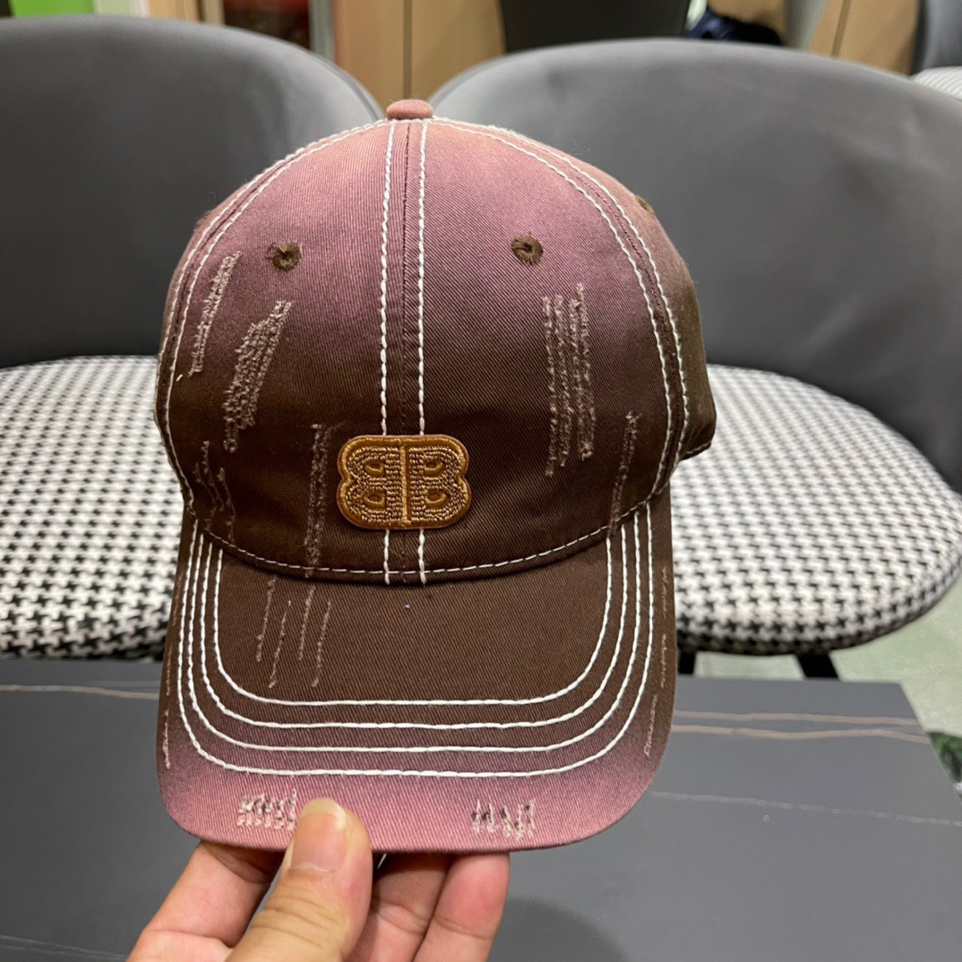  新品Balenciaga巴黎世家新款棒球帽
现货秒发🧢简约时尚超级无敌好看的帽子！情侣款！原单货比起其