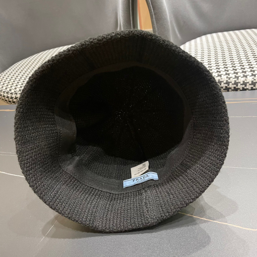 Prada普拉达日系甜美水桶针织毛线帽女秋冬保暖韩系博主同款毛线帽显脸小