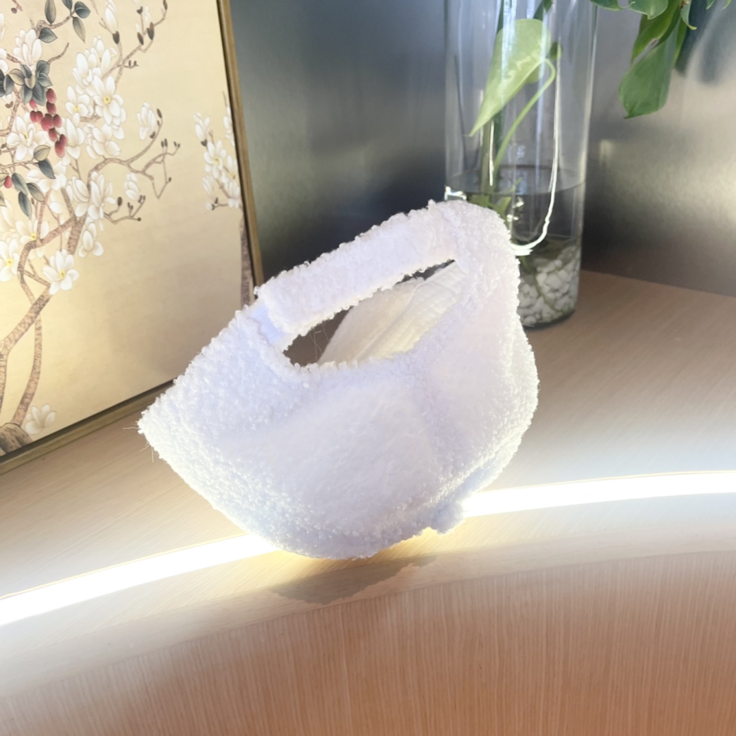 LV路易威登棒球帽 重工打造♥️高端大气，百搭款🤗男女通用！