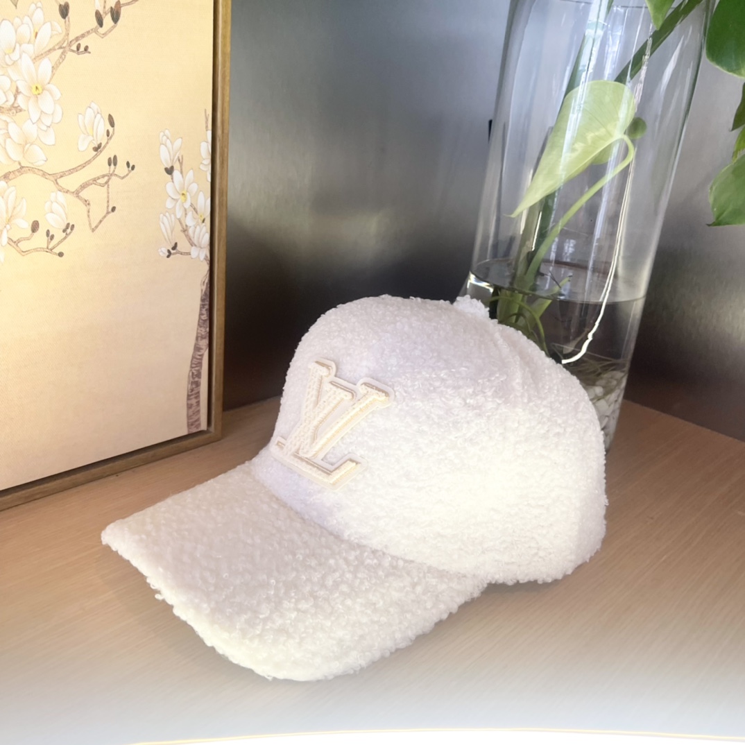 LV路易威登棒球帽 重工打造♥️高端大气，百搭款🤗男女通用！