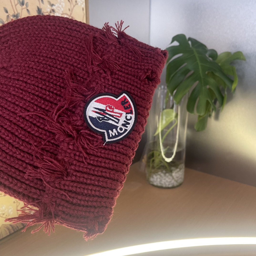  Moncler蒙口，秋冬粗线破线毛线帽，针织帽作为冬季穿搭必备