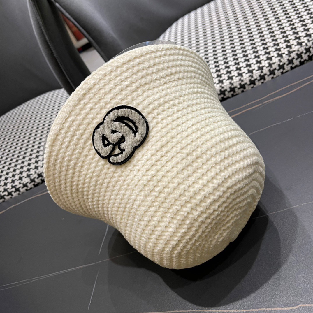 。古奇Gucci2024新款渔夫帽子女秋冬毛线拼接显脸小保暖百搭盆帽网红同款