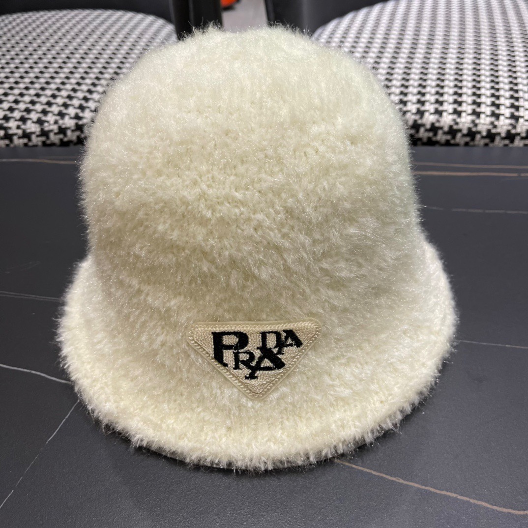 Prada普拉达帽檐针织渔夫帽女秋冬毛绒保暖百搭水桶帽韩版休闲气质盆帽潮