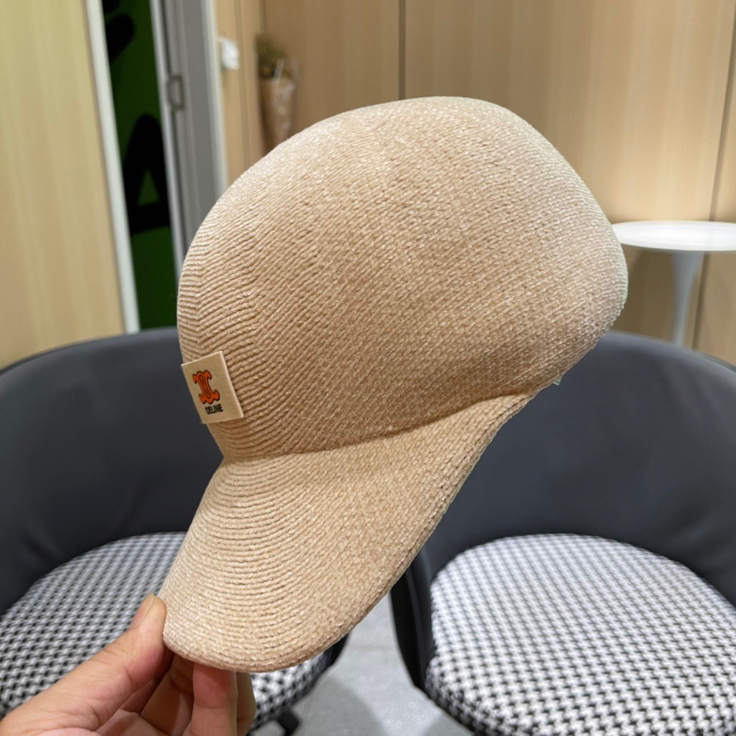 CELINE 赛琳ss新款早秋毛毛棒球帽🧢帽型完全按照定做。凯旋门图案章仔区别市面版本，