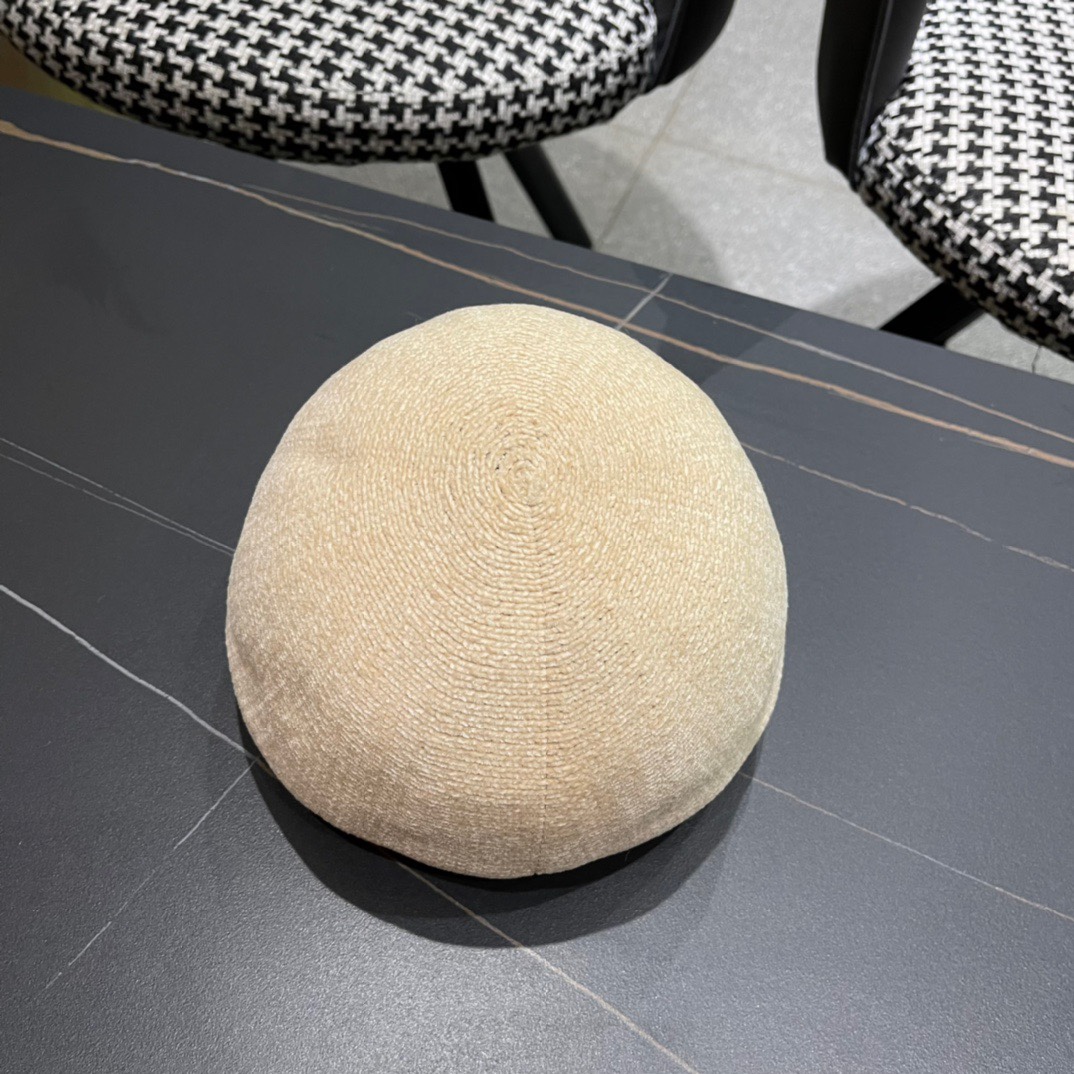 CELINE 赛琳ss新款早秋毛毛棒球帽🧢帽型完全按照定做。凯旋门图案章仔区别市面版本，