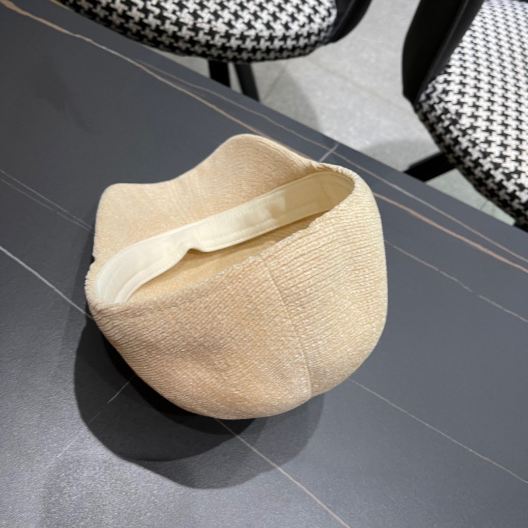 CELINE 赛琳ss新款早秋毛毛棒球帽🧢帽型完全按照定做。凯旋门图案章仔区别市面版本，