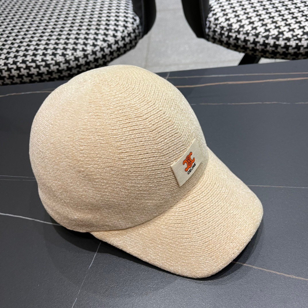 CELINE 赛琳ss新款早秋毛毛棒球帽🧢帽型完全按照定做。凯旋门图案章仔区别市面版本，