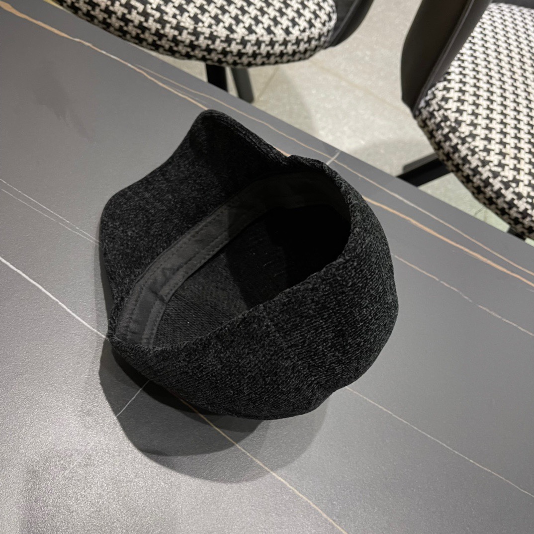 CELINE 赛琳ss新款早秋毛毛棒球帽🧢帽型完全按照定做。凯旋门图案章仔区别市面版本，