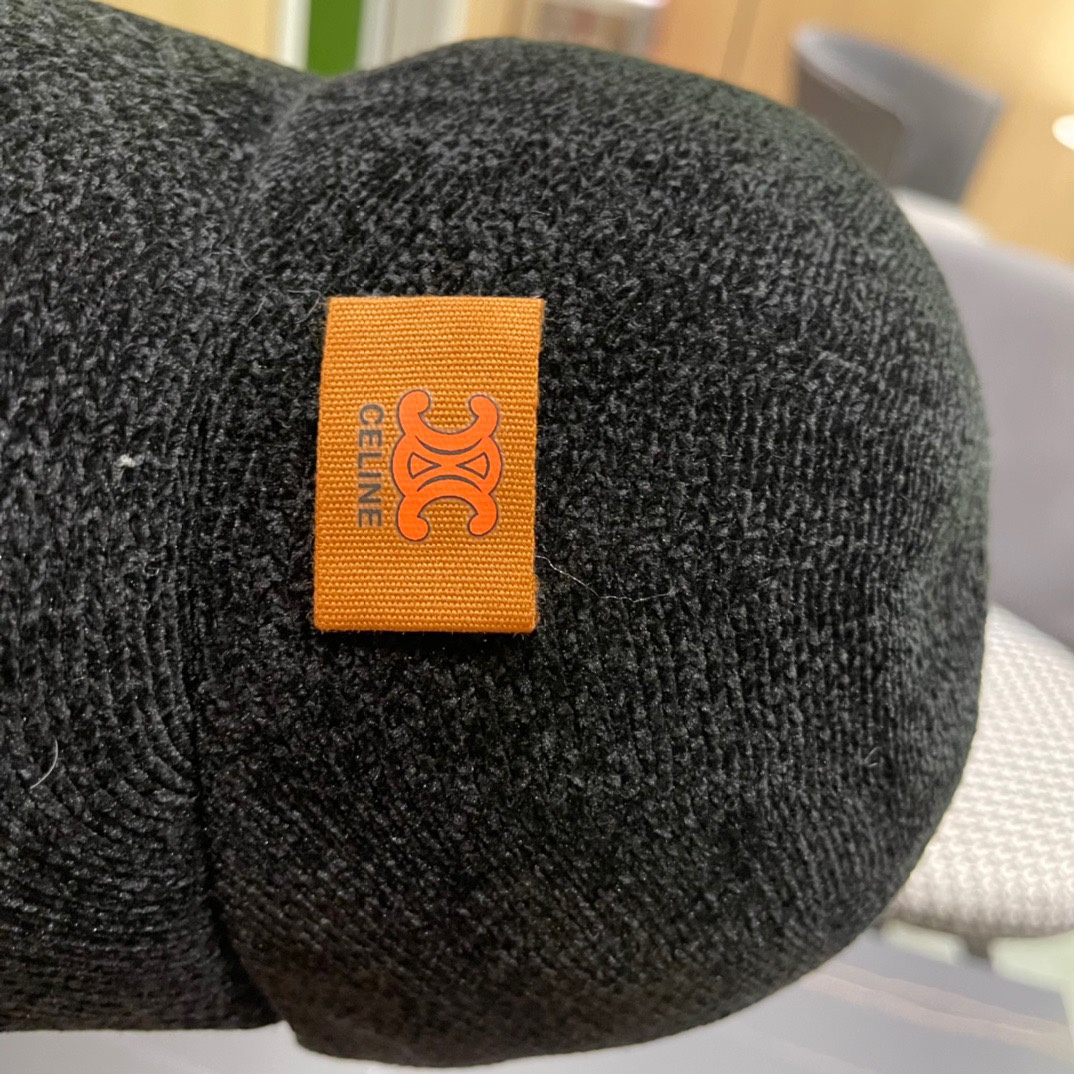 CELINE 赛琳ss新款早秋毛毛棒球帽🧢帽型完全按照定做。凯旋门图案章仔区别市面版本，