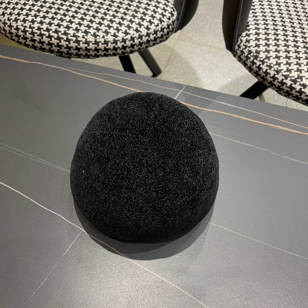 CELINE 赛琳ss新款早秋毛毛棒球帽🧢帽型完全按照定做。凯旋门图案章仔区别市面版本，