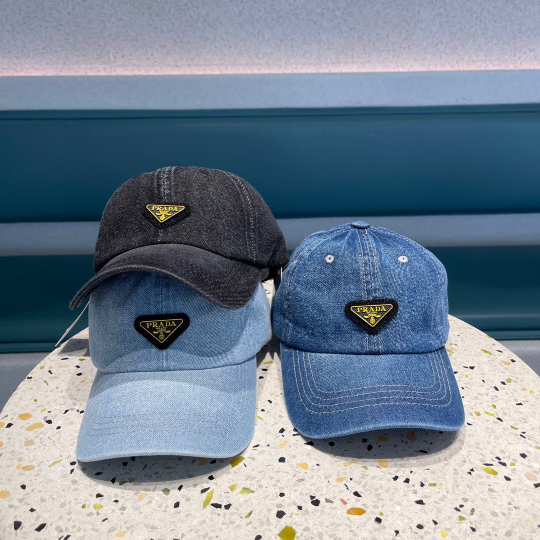 NO:216073,Prada Spring and Summer denim baseball hat This style is really recommended to you, with casual temperament, versatile denim fabric, durable and durable, not picky about face shape and head shape, super small face, four seasons, hat, fisherman hat, baseball hat, knit hat, hat, prada, espadrilles, hats19860909普拉达 春夏牛仔棒球帽 这款真的要推荐给你们,气质又随意,牛仔布面料百搭又耐看,不挑脸型和头型,超显脸小,四季款,帽子渔夫帽棒球帽针织帽,帽子,prada,espadrilles,hats,hat
