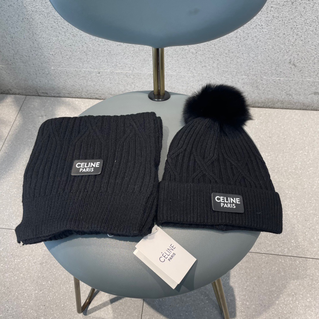 NO:216085,Selin [Wool Set Hat] with Fox Fur Ball Classic Hat!  Hat scarf!  It’s super comfortable~ A young lady in winter~ You’re just a short set of hats this winter~ It’s warm and fashionable!  Universal style for men and women! Can be used as a couple style!  Complete anti-counterfeiting label hanging cards!  A variety of styles, welcome to choose!! Hats, fisherman hats, baseball hats, knit hats, hats, celine, espadrilles, hats19860909赛琳【羊毛套装帽子】配狐狸毛球 经典套装帽子！帽子围巾！暖暖哒超级舒服～冬日小姐姐减龄神器哦～这个冬天你就差这么一套套装帽子啦～又保暖又时尚！男女通用款!可以做情侣款！防伪标签吊卡齐全！多多款式,欢迎选择!!帽子渔夫帽棒球帽针织帽,帽子,celine,espadrilles,hats,hat