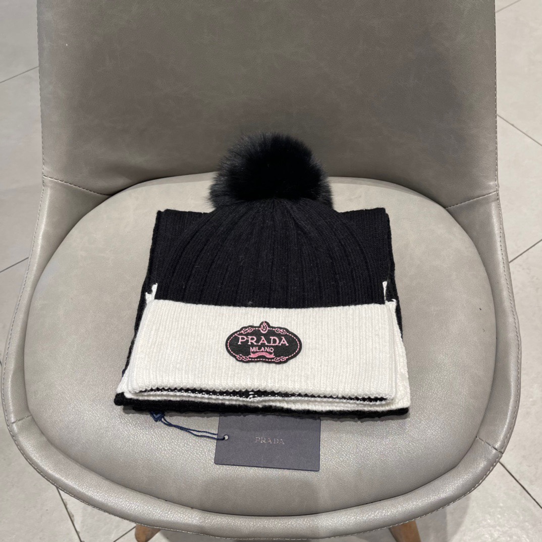 NO:216040,.Prada PRADA Classic Set Hat!  Hat scarf!  Cashmere Rabbit Fur quality!  It’s super comfortable~ You’re just a short set of hats this winter~ It’s warm and fashionable!  Universal style for men and women! Can be used as a couple style!  Complete anti-counterfeiting label hanging cards!  Many styles, welcome to choose!! Hats, fisherman hats, baseball hats, knit hats, hats, prada, prada, espadrilles, hats19860909.普拉达PRADA经典套装帽子！帽子围巾！羊绒兔绒品质！暖暖哒超级舒服～这个冬天你就差这么一套套装帽子啦～又保暖又时尚！男女通用款!可以做情侣款！防伪标签吊卡齐全！多多款式,欢迎选择!!帽子渔夫帽棒球帽针织帽,帽子,prada,prada,espadrilles,hats,hat