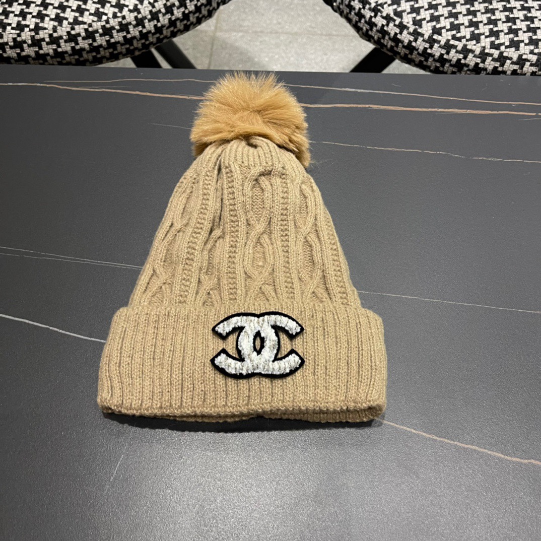 NO:216051,Chanel Chanel Xiaoxiang’s mid-old hot double C knitted wool hat, a popular internet celebrity fashion expert, high-quality high-elastic cotton yarn, simple and fashionable style!  Hat fisherman hat baseball hat knit hat, hat, chanel, chanel, espadrilles, hats19860909chanel香奈儿 小香中古爆款双C针织毛线帽 网红时尚达人爆款,高品质高弹棉质纱,简约时尚款！帽子渔夫帽棒球帽针织帽,帽子,chanel,chanel,espadrilles,hats,hat