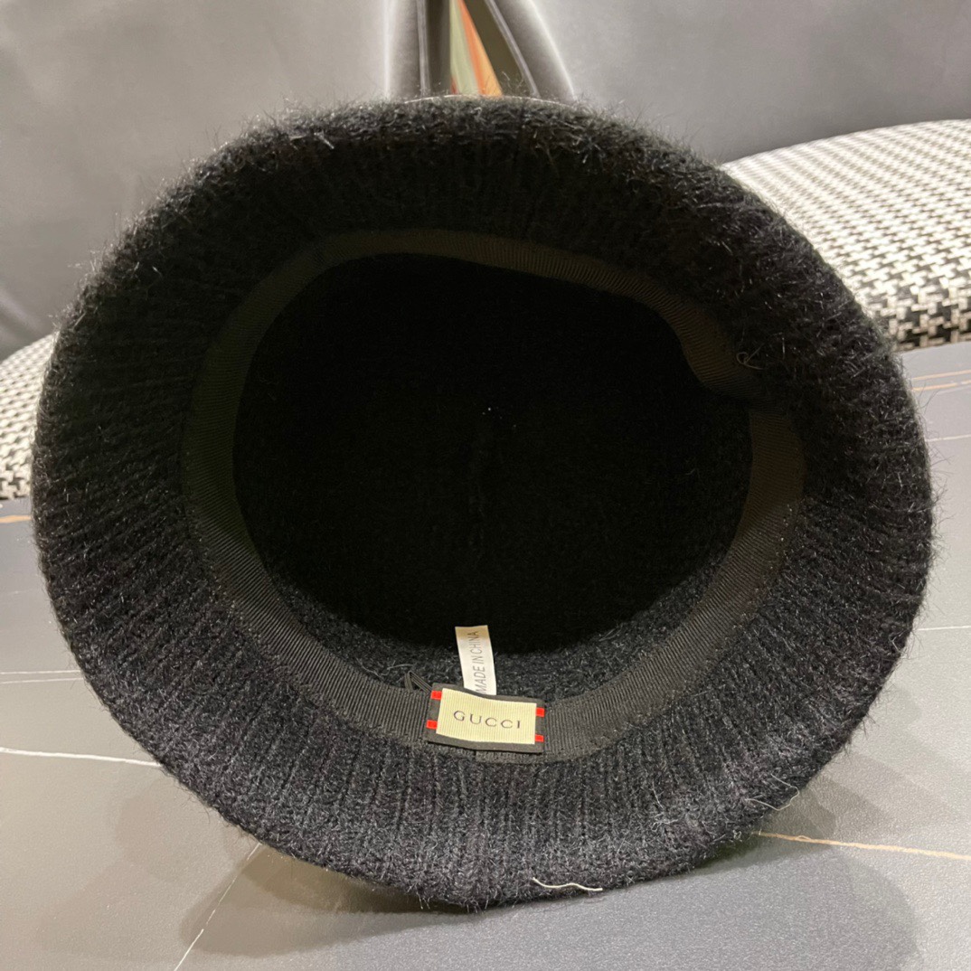 古奇Gucci2024新款渔夫帽子女秋冬毛绒显脸小保暖百搭盆帽网红同款