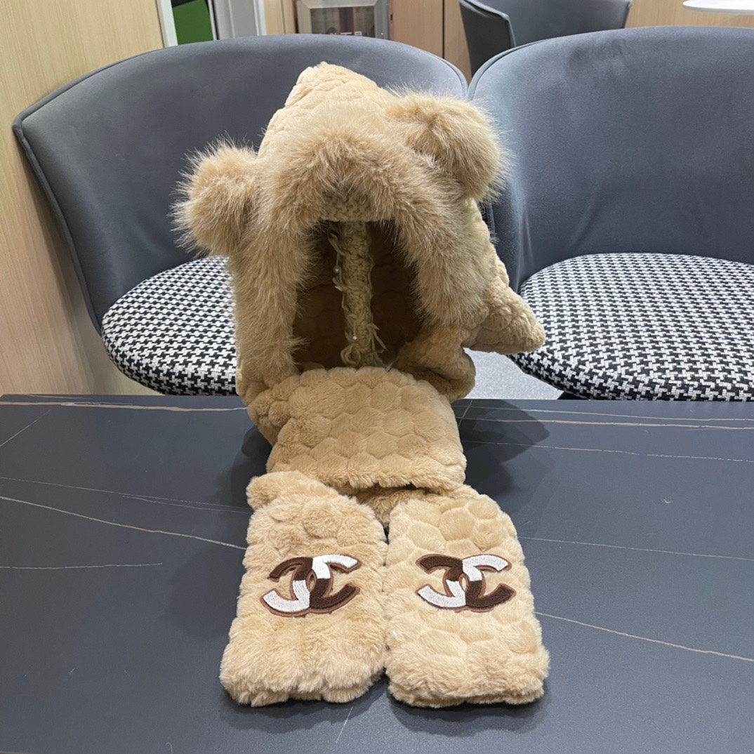 NO:579726,Chanel hat scarf classic suit hat!  It's warm and super comfortable~A great tool for young ladies to reduce their age in winter~This winter, all you need is a set of hats~It's warm and fashionable!  Unisex model! Can be made as a couple model!  Many styles, welcome to choose! Hats, bucket hats, baseball caps, knitted hats, hats, chanel, espadrilles, hats19860909香奈儿帽子围巾经典套装帽子！暖暖哒超级舒服～冬日小姐姐减龄神器哦～这个冬天你就差这么一套套装帽子啦～又保暖又时尚！男女通用款!可以做情侣款！多多款式,欢迎选择!帽子渔夫帽棒球帽针织帽,帽子,chanel,espadrilles,hats,hat