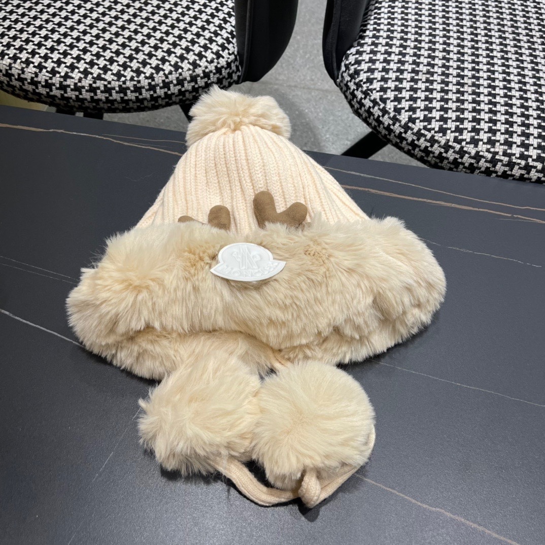 MONCLER蒙口🎩2024冬新款鹿角可爱毛球加绒针织护耳帽女洋气冬季防寒保暖加厚雷锋帽