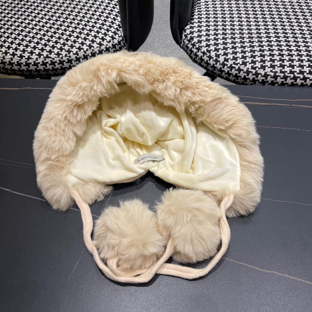 MONCLER蒙口🎩2024冬新款鹿角可爱毛球加绒针织护耳帽女洋气冬季防寒保暖加厚雷锋帽