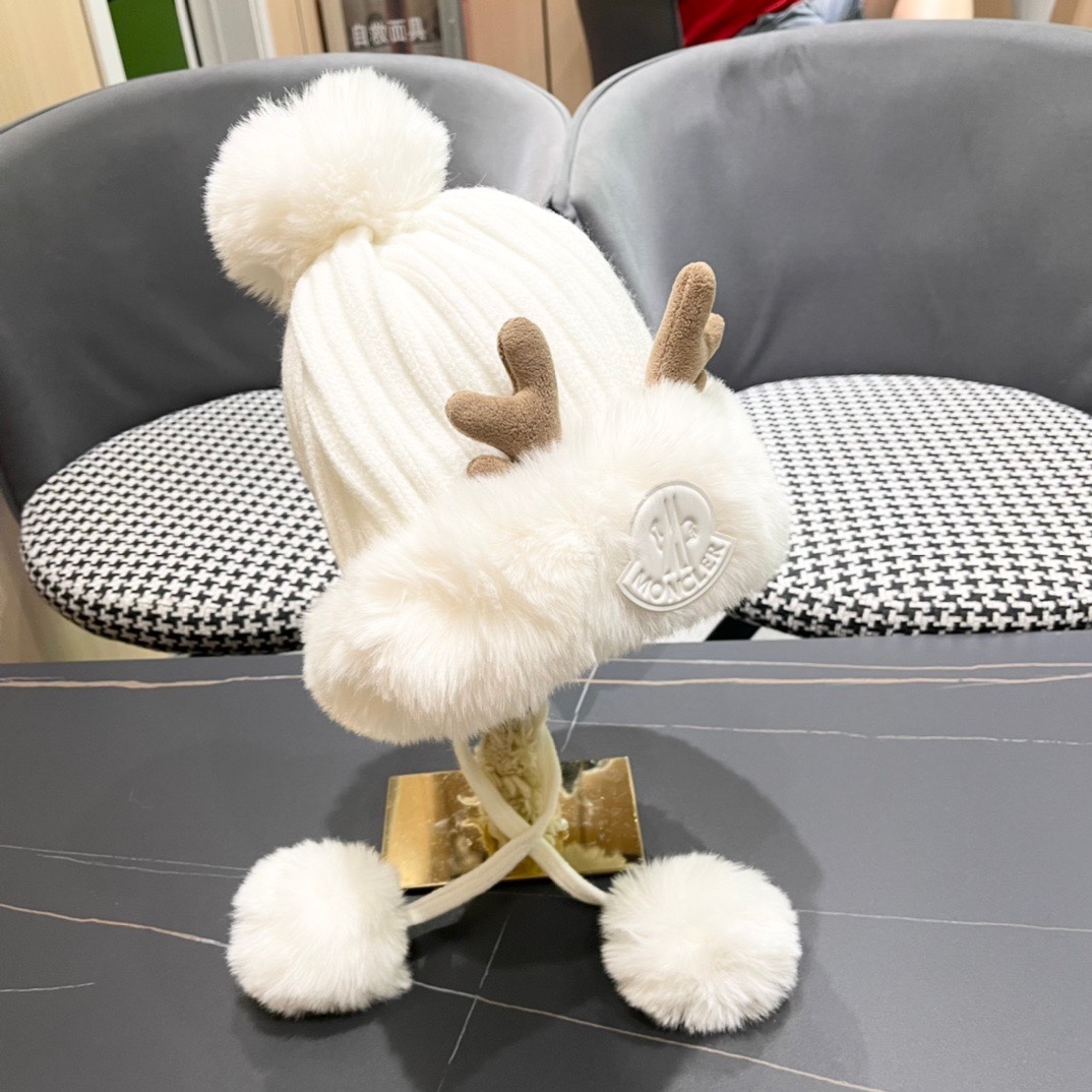 MONCLER蒙口🎩2024冬新款鹿角可爱毛球加绒针织护耳帽女洋气冬季防寒保暖加厚雷锋帽