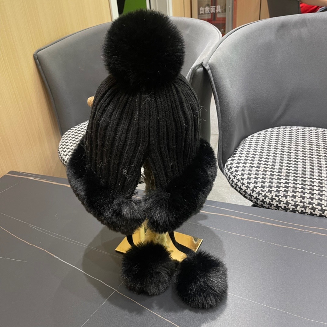 MONCLER蒙口🎩2024冬新款鹿角可爱毛球加绒针织护耳帽女洋气冬季防寒保暖加厚雷锋帽