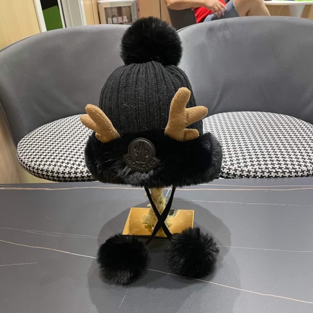 MONCLER蒙口🎩2024冬新款鹿角可爱毛球加绒针织护耳帽女洋气冬季防寒保暖加厚雷锋帽