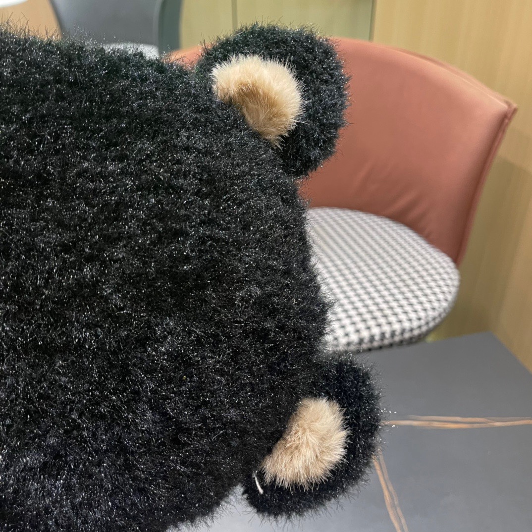 【PRADA普拉达】2024秋冬新款可爱小熊耳朵针织毛线帽，大牌系列，轻奢感满满.冬天出街必备