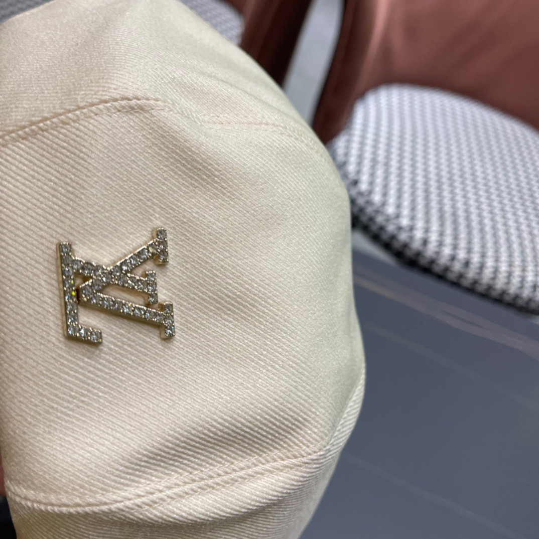 上新！路易威登 LouisVuitton新款八角帽女款春夏贝雷帽