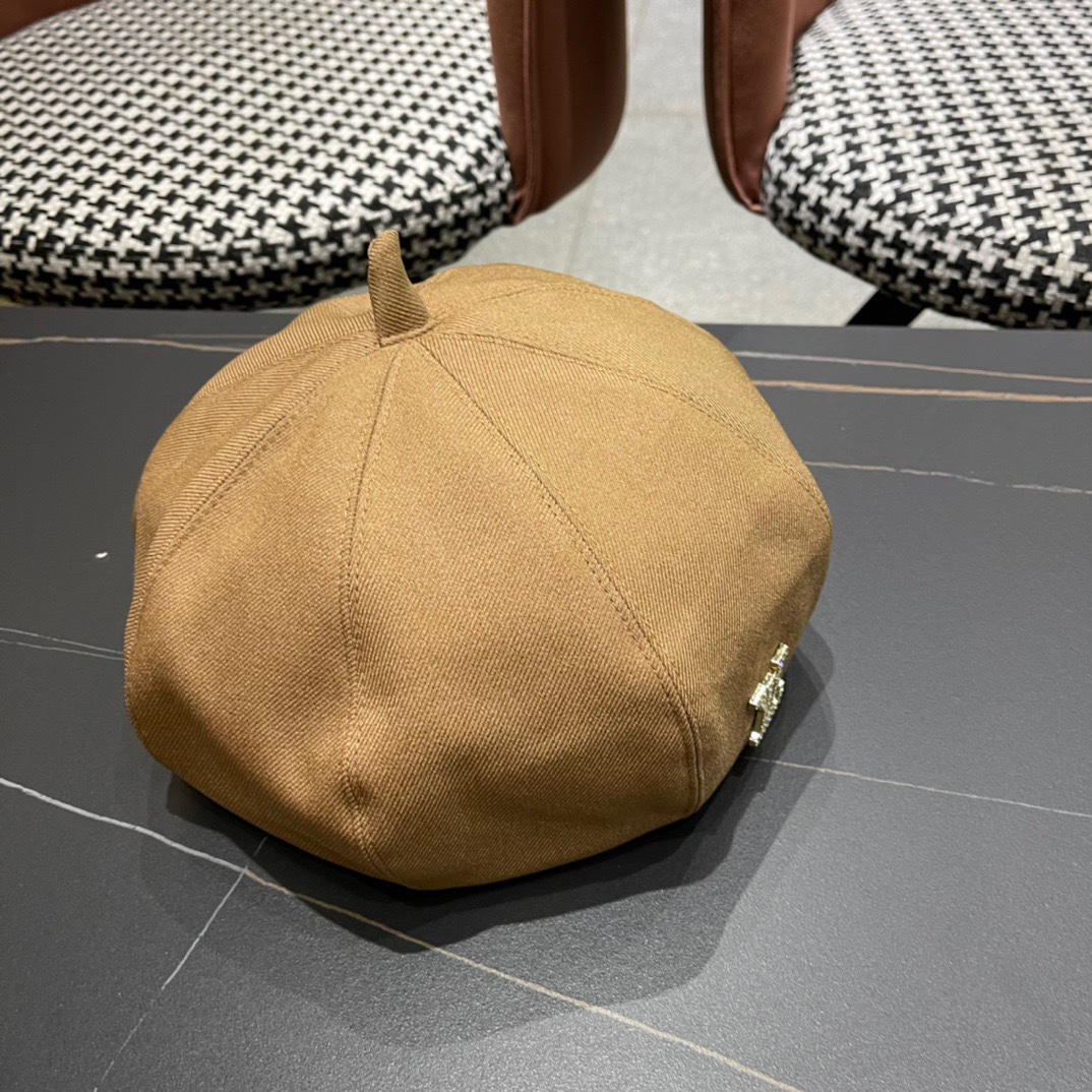 上新！路易威登 LouisVuitton新款八角帽女款春夏贝雷帽