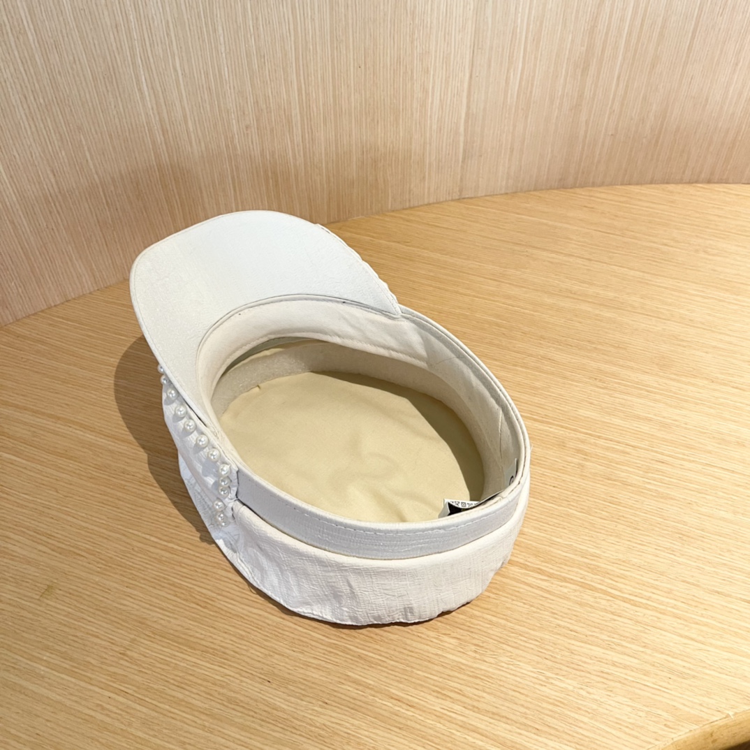 Dior迪奥新款韩版2024年秋新款带珍珠女士贝雷帽子