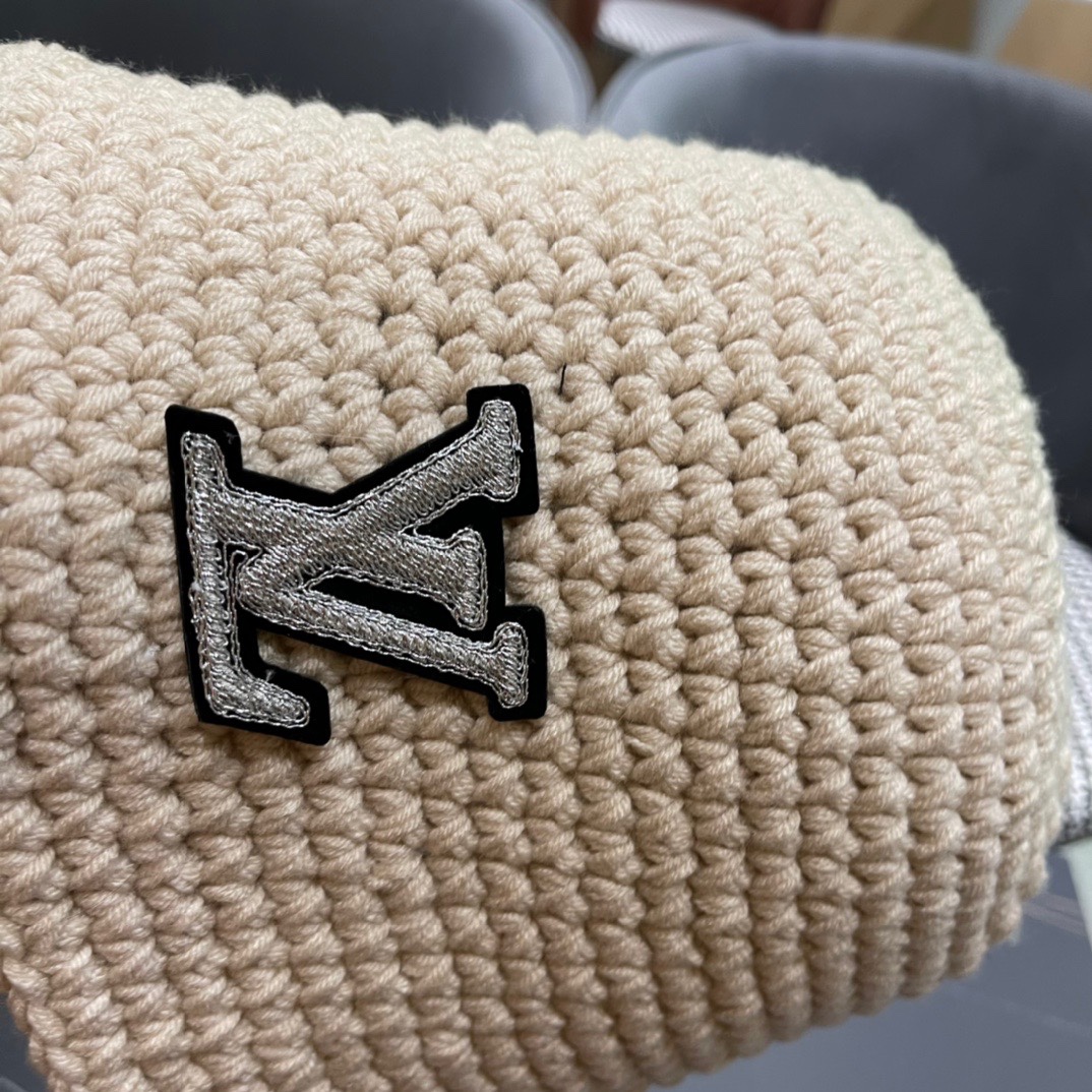 LV 路易威登 2024秋冬新款针织毛线帽，手抓渔夫帽，黑 卡米三色