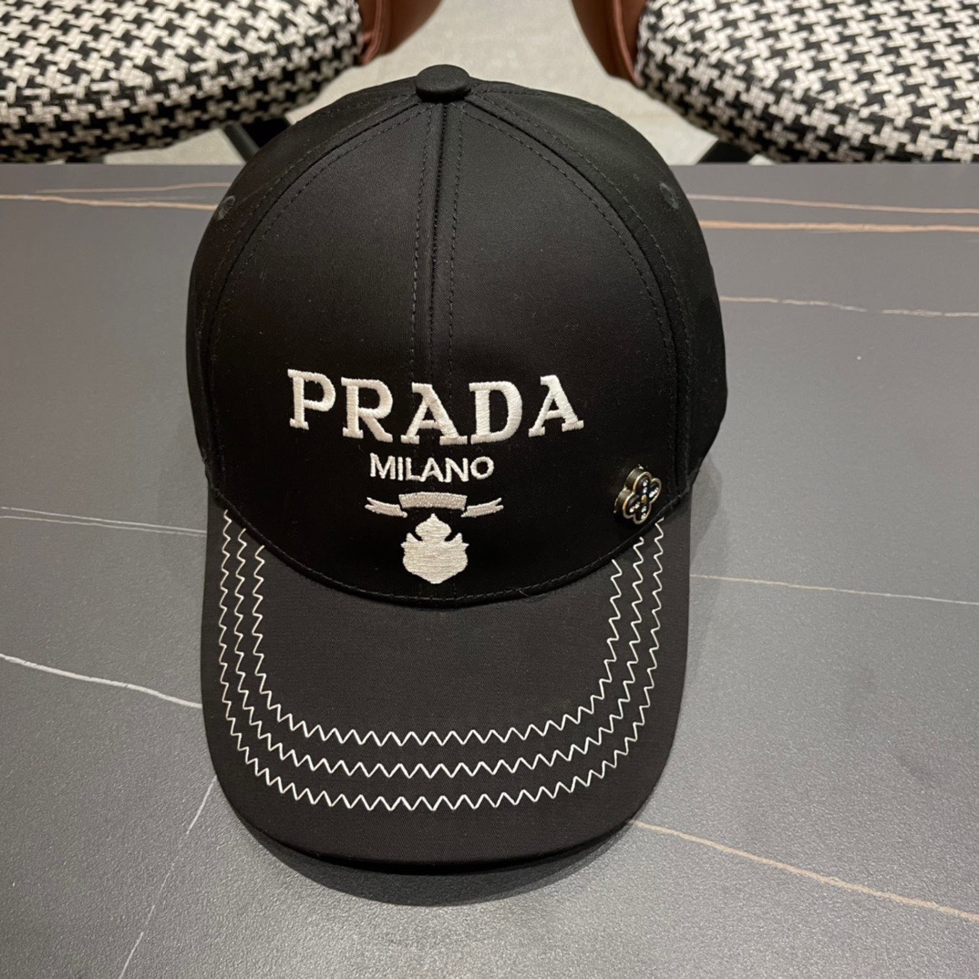 NO:216172,Prada PRADA new classic baseball cap, fashionable and trendy, high-end workmanship!  Extraordinary quality, look at the details of the real shot, the hat, fisherman hat, baseball hat, knit hat, hat, prada, prada, espadrilles, hats19860909普拉达 PRADA 新品经典棒球帽 时尚潮流,高端做工！非一般的品质,细节看实拍哦帽子渔夫帽棒球帽针织帽,帽子,prada,prada,espadrilles,hats,hat