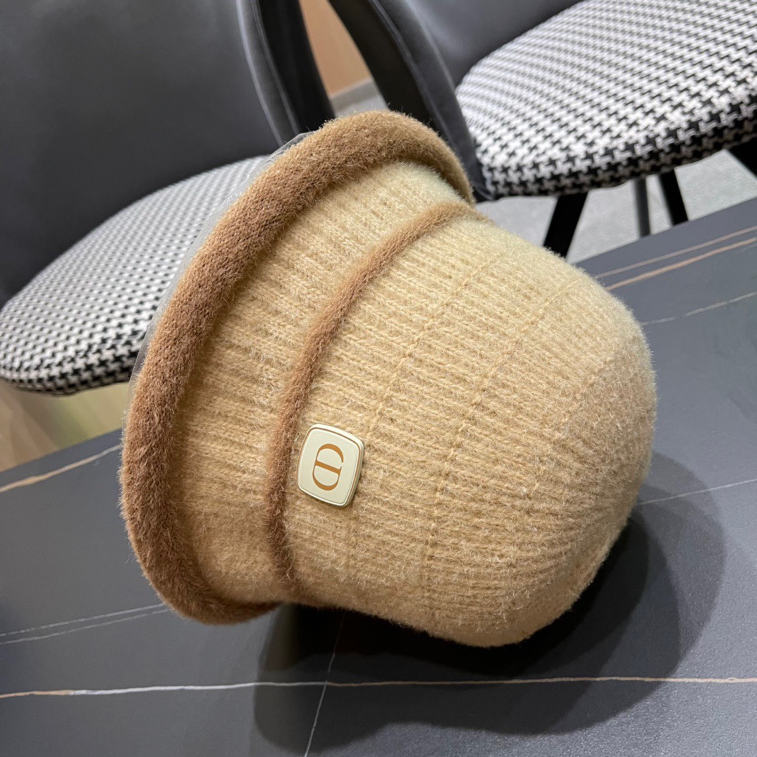 迪奥DIOR简约针织渔夫帽子2024女秋冬毛绒水桶帽混羊毛帽潮