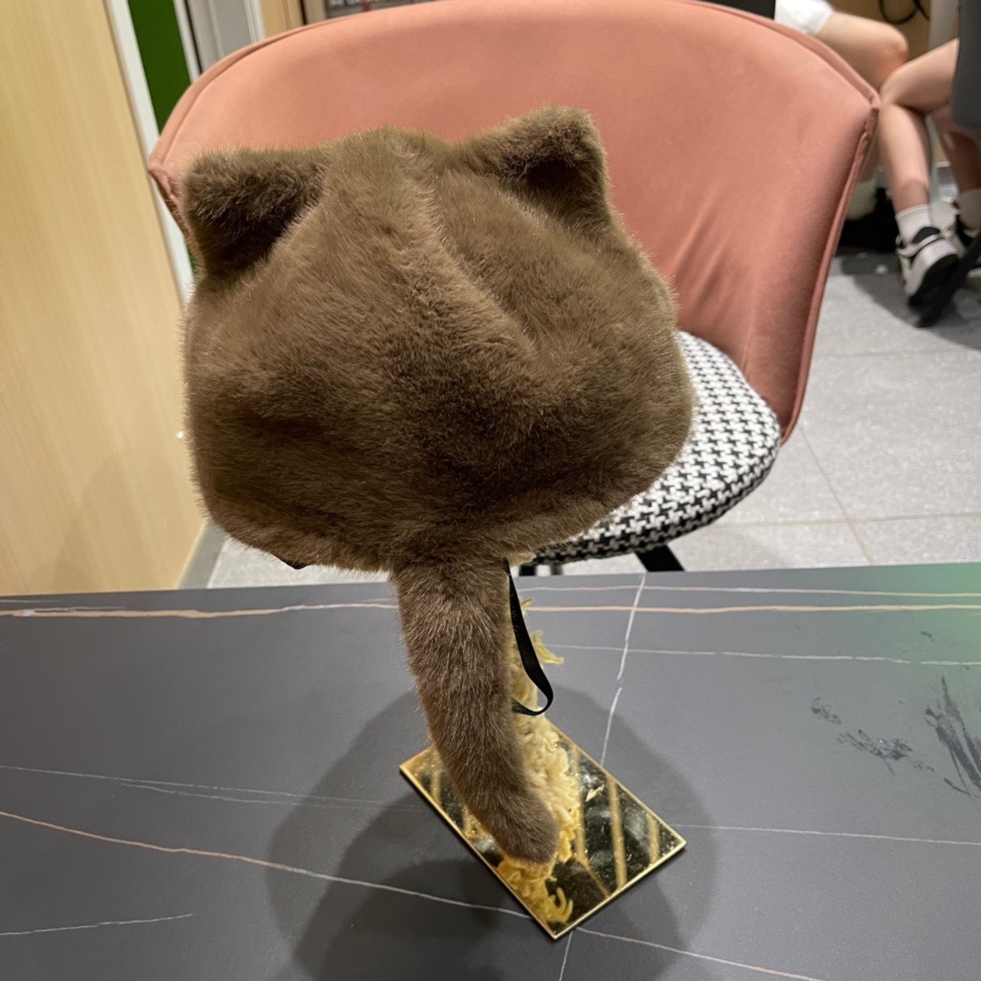 【蒙囗MONCLER】小可爱经典款，百分之70羊毛，男女同款，加厚更保暖，时尚流行🌸质感一流，秋冬保暖最