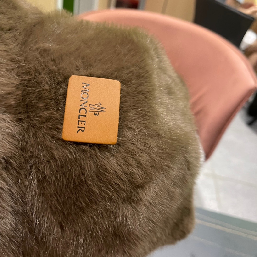 【蒙囗MONCLER】小可爱经典款，百分之70羊毛，男女同款，加厚更保暖，时尚流行🌸质感一流，秋冬保暖最