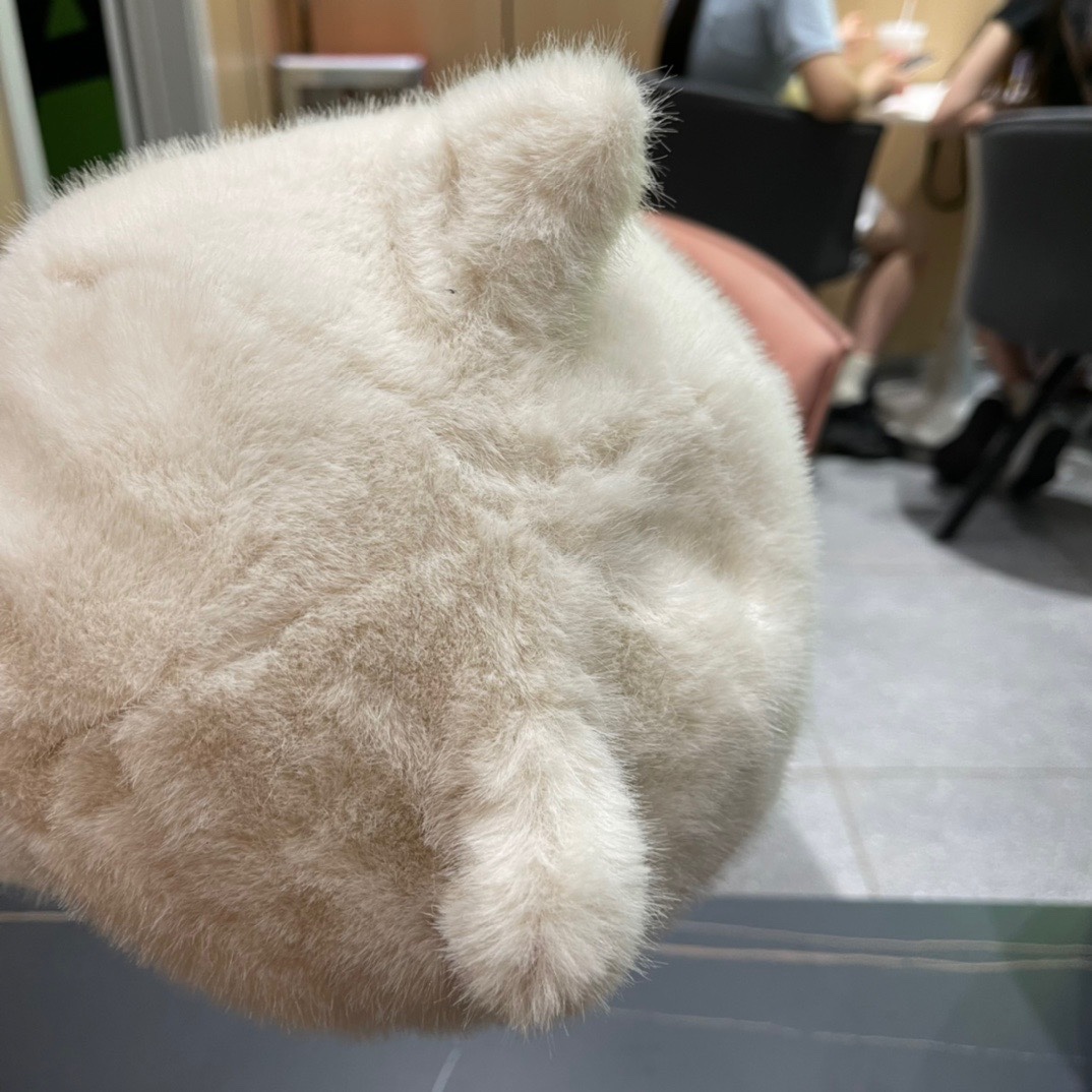 【蒙囗MONCLER】小可爱经典款，百分之70羊毛，男女同款，加厚更保暖，时尚流行🌸质感一流，秋冬保暖最