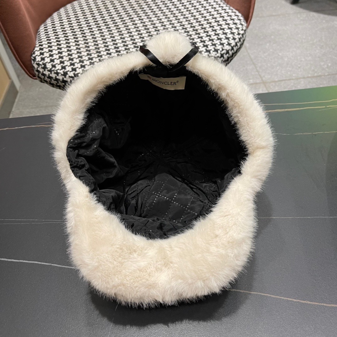 【蒙囗MONCLER】小可爱经典款，百分之70羊毛，男女同款，加厚更保暖，时尚流行🌸质感一流，秋冬保暖最