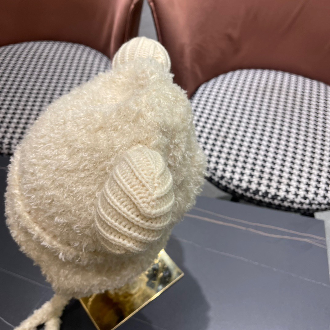 moncler蒙口新款冬小熊帽子冬季户外防寒保暖护耳包头帽显脸小绑带雷针帽